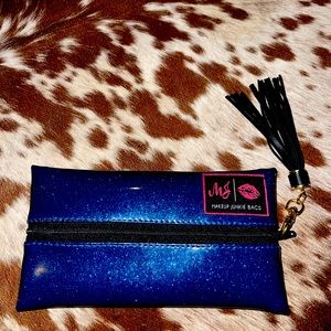 Makeup Junkie small blue bag